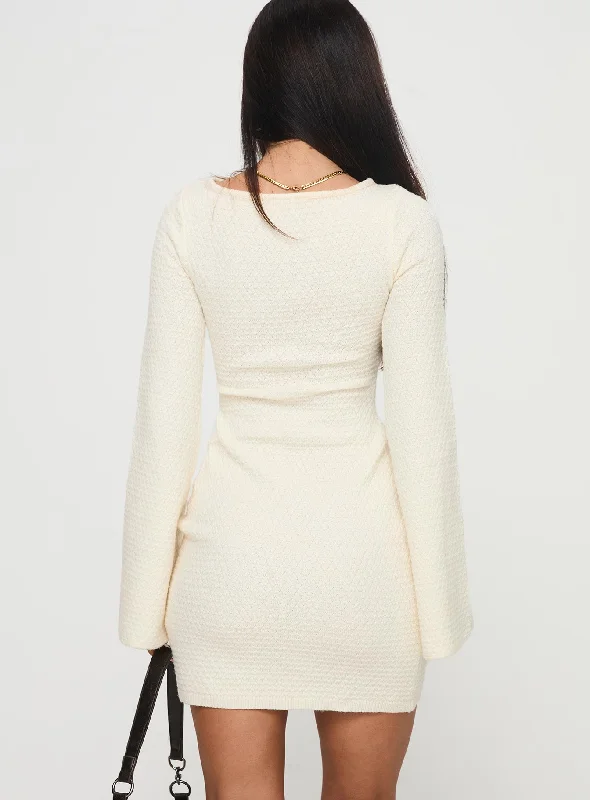 Malcalm Long Sleeve Mini Dress Cream