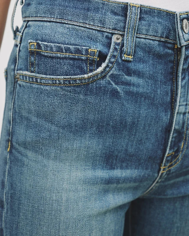 Boot Cut Jean - Classic Wash