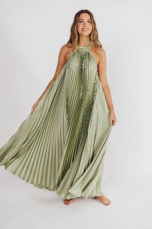 Maren Pleated Halter Maxi Dress in Sage - Bump Friendly (S-XL) Almost Sold Out!