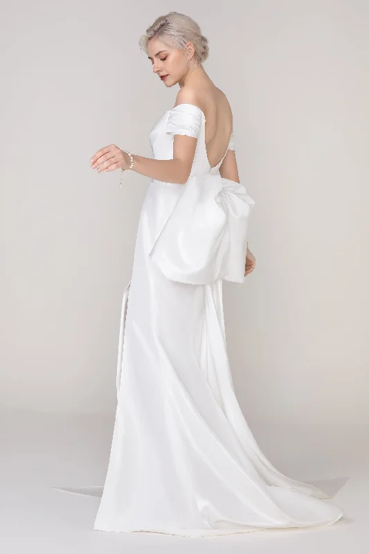 Trumpet Sweep-Brush Train Taffeta Wedding Dress CW2432