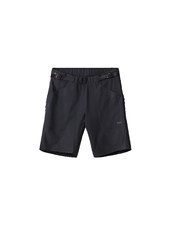 Men's pleated front twill shorts for a classic and sophisticated appearanceAlt_Road™ Overshort Men's pleated front twill shorts for a classic and sophisticated appearanceAlt_Road™ Overshort