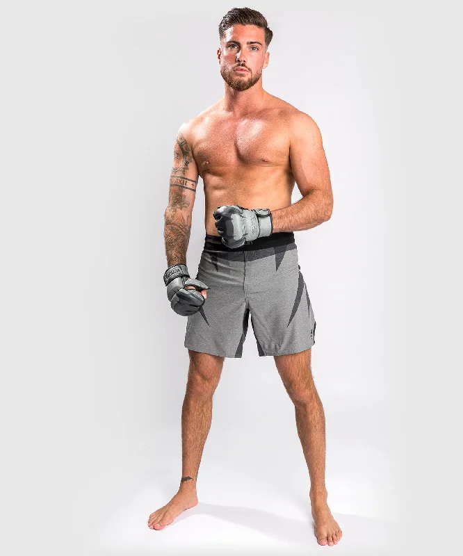 Men's button - fly denim work shorts for durability on the jobFightshorts Venum Stone - Minéral Green Men's button - fly denim work shorts for durability on the jobFightshorts Venum Stone - Minéral Green