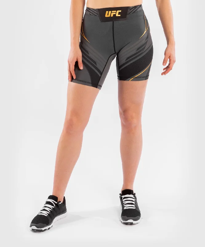 Men's plaid pattern wool blend shorts for a preppy fall styleShort de Vale tudo Femme UFC Venum Authentic Fight Night - Coupe Longue - Champion Men's plaid pattern wool blend shorts for a preppy fall styleShort de Vale tudo Femme UFC Venum Authentic Fight Night - Coupe Longue - Champion