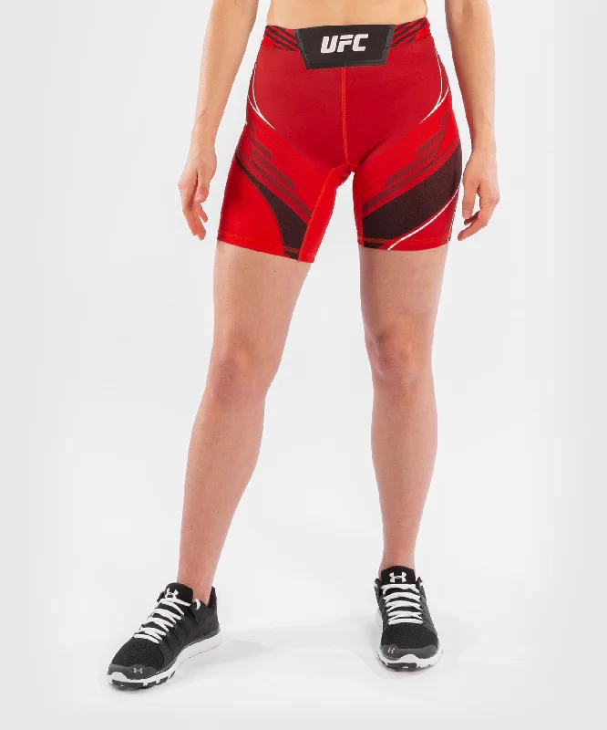 Men's ripped denim shorts for a trendy streetwear aestheticShort de Vale tudo Femme UFC Venum Authentic Fight Night - Coupe Longue - Rouge Men's ripped denim shorts for a trendy streetwear aestheticShort de Vale tudo Femme UFC Venum Authentic Fight Night - Coupe Longue - Rouge