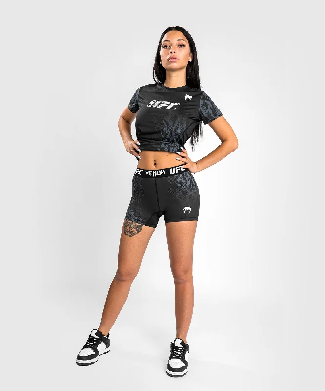 Men's breathable cotton athletic shorts for intense workoutsShort de Vale Tudo Femme UFC Venum Authentic Fight Week - Noir Men's breathable cotton athletic shorts for intense workoutsShort de Vale Tudo Femme UFC Venum Authentic Fight Week - Noir