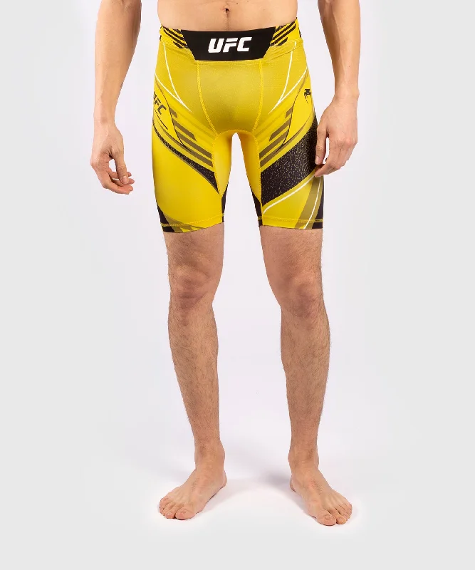 Men's breathable cotton athletic shorts for intense workoutsShort de Vale Tudo Homme UFC Venum Pro Line - Jaune Men's breathable cotton athletic shorts for intense workoutsShort de Vale Tudo Homme UFC Venum Pro Line - Jaune