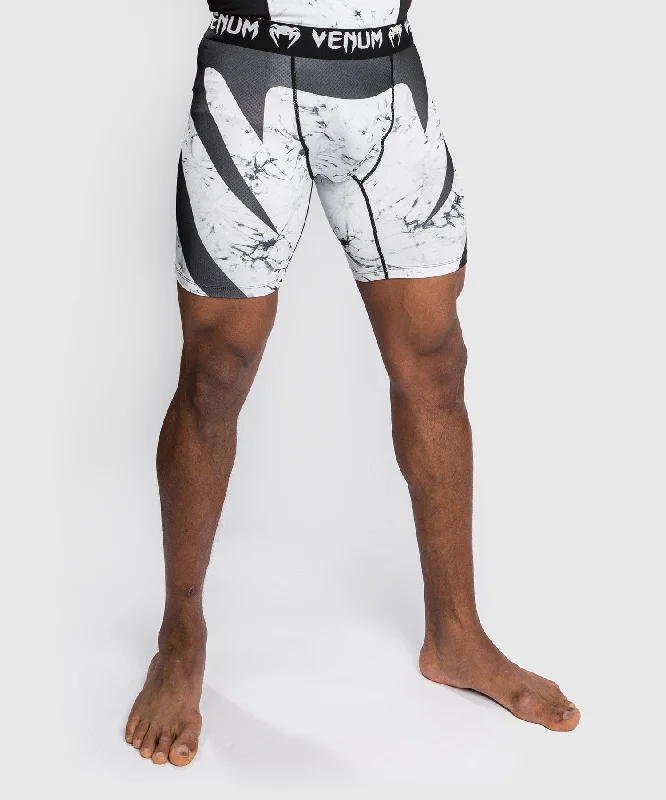 Men's pastel - colored cotton shorts for a spring - friendly outfitShort de Vale Tudo Venum G-Fit Marble - Marbre Men's pastel - colored cotton shorts for a spring - friendly outfitShort de Vale Tudo Venum G-Fit Marble - Marbre
