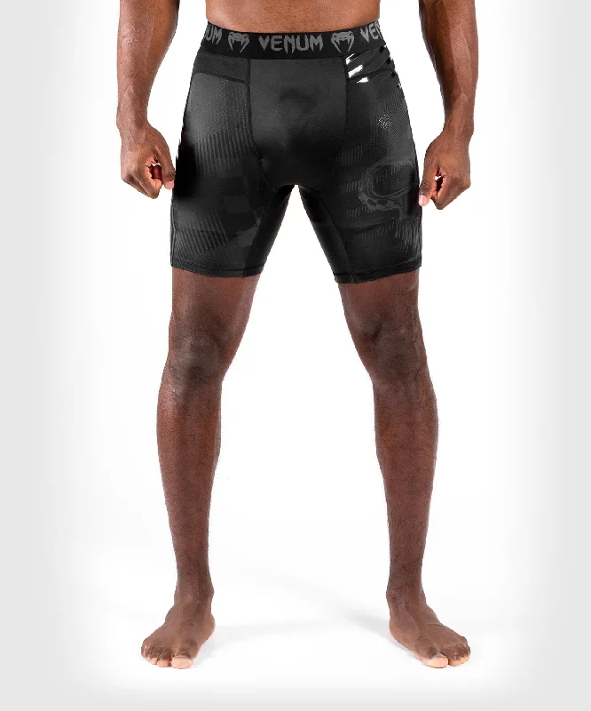 Men's wide - leg linen blend shorts for a relaxed beachside vibeShort de Vale Tudo Venum Skull - Noir/Noir Men's wide - leg linen blend shorts for a relaxed beachside vibeShort de Vale Tudo Venum Skull - Noir/Noir