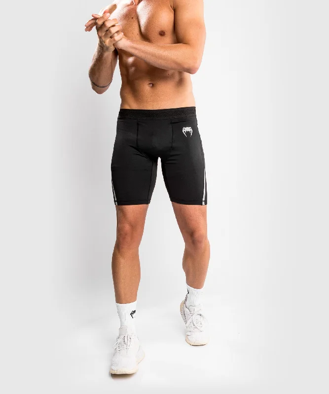 Men's elastic waistband lounge shorts for lazy weekends at homeShort de Vale Tudo Venum Tempest 2.0 – Noir/Gris Men's elastic waistband lounge shorts for lazy weekends at homeShort de Vale Tudo Venum Tempest 2.0 – Noir/Gris
