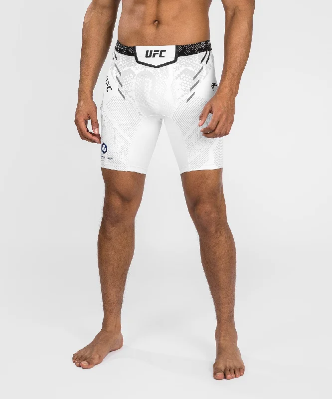 Men's camo print cargo shorts for outdoor adventuresShorts Vale Tudo pour Hommes UFC Adrenaline by Venum Authentic Fight Night - Blanc Men's camo print cargo shorts for outdoor adventuresShorts Vale Tudo pour Hommes UFC Adrenaline by Venum Authentic Fight Night - Blanc