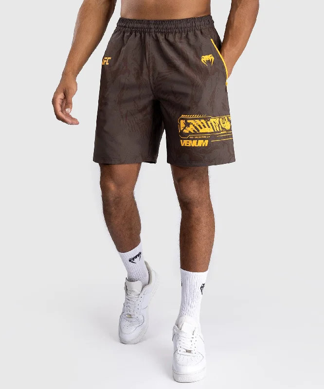 Men's checkered pattern wool shorts for a stylish winter layering optionShorts Performance pour Hommes UFC Fusion by Venum Fight Week - Marron Terrestre Men's checkered pattern wool shorts for a stylish winter layering optionShorts Performance pour Hommes UFC Fusion by Venum Fight Week - Marron Terrestre