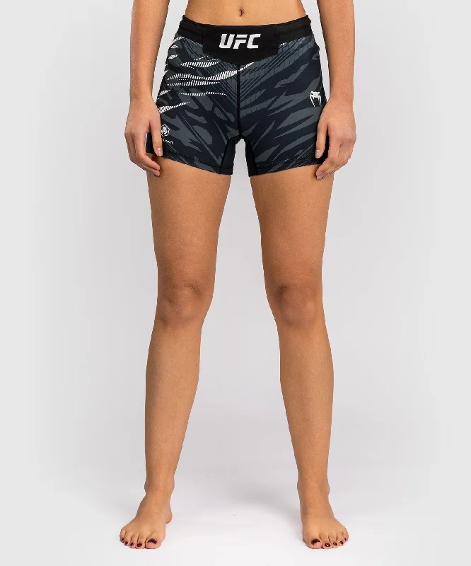 Men's flat - front chino shorts for semi - formal summer eventsShorts Vale Tudo pour Femmes UFC Fusion by Venum Authentic Fight Night - Coupe Courte - Noir Men's flat - front chino shorts for semi - formal summer eventsShorts Vale Tudo pour Femmes UFC Fusion by Venum Authentic Fight Night - Coupe Courte - Noir