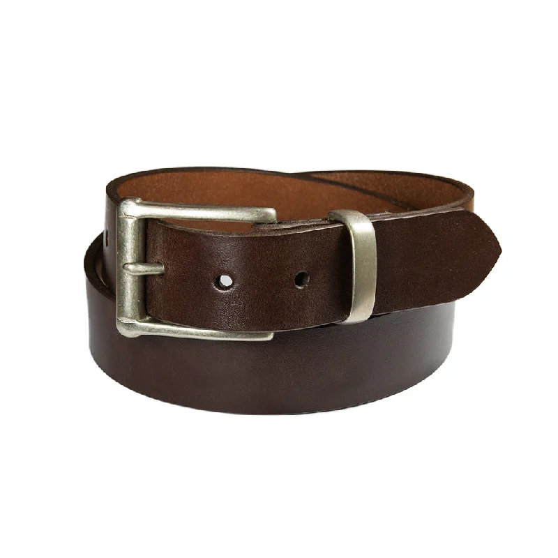 Men's Jeans with a Cargo - Inspired Knee Pocket for Extra StorageBarnes & Moore Leather Belt Men's Jeans with a Cargo - Inspired Knee Pocket for Extra StorageBarnes & Moore Leather Belt