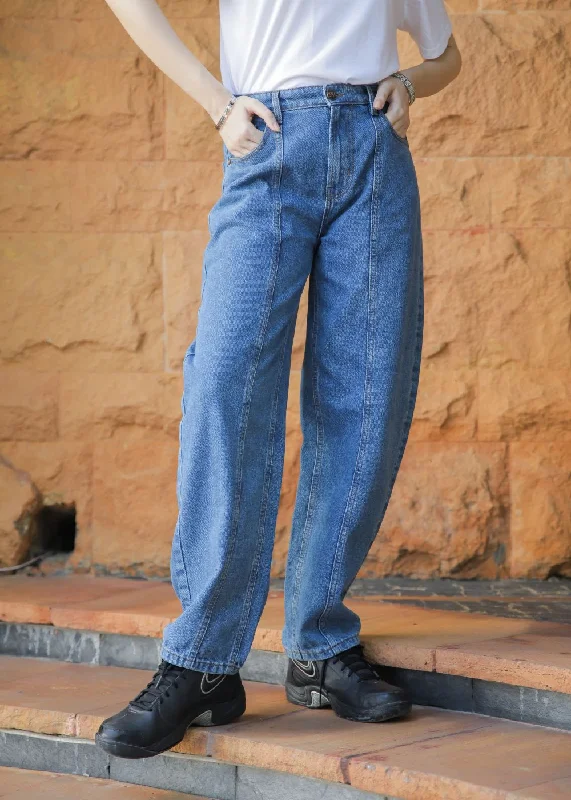 Men's Jeans with a Cargo - Inspired Knee Pocket for Extra StorageBlue Center Seam Jeans Men's Jeans with a Cargo - Inspired Knee Pocket for Extra StorageBlue Center Seam Jeans