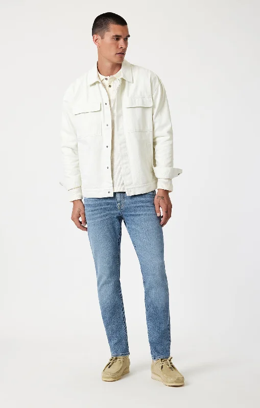 Men's Low - Rise Jeans in a Light Wash for a Casual and Youthful LookMARCUS SLIM STRAIGHT LEG IN LIGHT BRUSHED CLASSIC BLUE