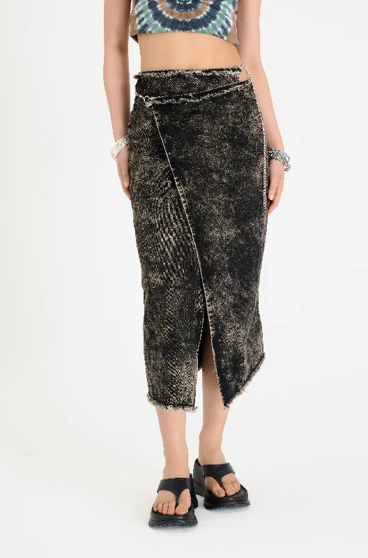 Men's Slim Fit Stretch Jeans in Dark Wash for a Modern and Comfortable LookRune Denim Maxi Skirt Men's Slim Fit Stretch Jeans in Dark Wash for a Modern and Comfortable LookRune Denim Maxi Skirt