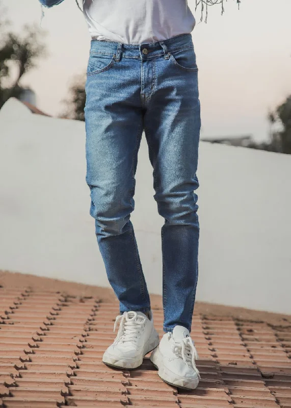 Men's Jeans with a Button - Fly for a Traditional and Classic AestheticSchon Slim Fit Light Blue Jeans Men's Jeans with a Button - Fly for a Traditional and Classic AestheticSchon Slim Fit Light Blue Jeans