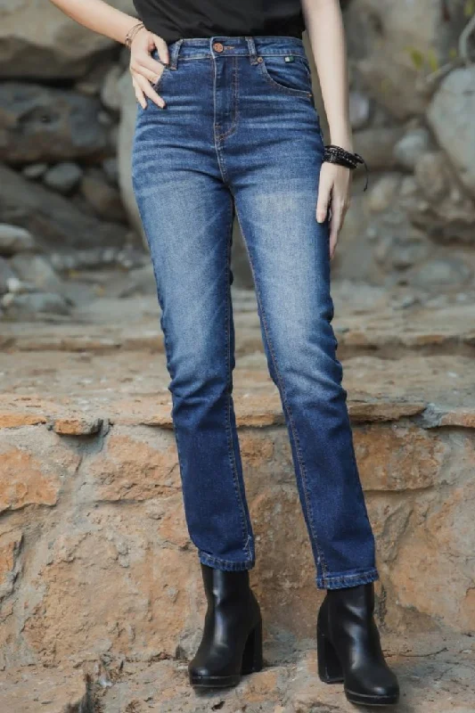 Men's Cargo Jeans with Multiple Pockets for a Practical and Outdoor - Friendly LookVictoria Mid Blue Slim Fit Jeans Men's Cargo Jeans with Multiple Pockets for a Practical and Outdoor - Friendly LookVictoria Mid Blue Slim Fit Jeans