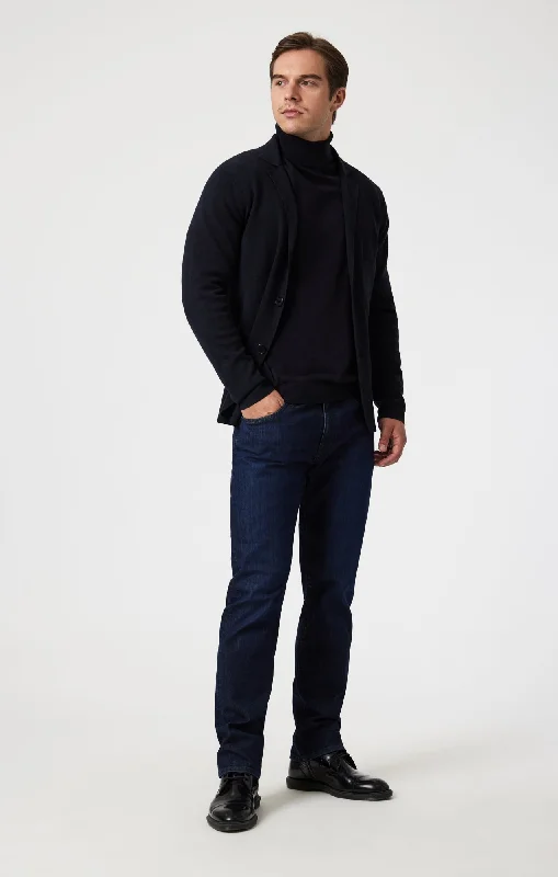 Plus Size Men's Bootcut Jeans with a Relaxed Waist for a Classic and Comfortable FitZACH STRAIGHT LEG IN RINSE AUSTIN Plus Size Men's Bootcut Jeans with a Relaxed Waist for a Classic and Comfortable FitZACH STRAIGHT LEG IN RINSE AUSTIN