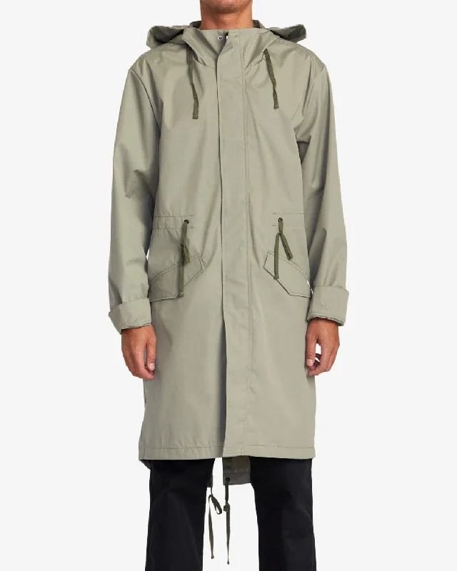 Waterproof men jackets with taped seams for heavy rain protectionFishtail Raincoat - Aloe Waterproof men jackets with taped seams for heavy rain protectionFishtail Raincoat - Aloe