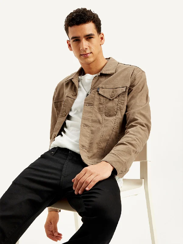 Checkered men jackets in a plaid pattern for a preppy appearanceMen's Solid Light-Brown Spread Collar Trucker Jacket Checkered men jackets in a plaid pattern for a preppy appearanceMen's Solid Light-Brown Spread Collar Trucker Jacket