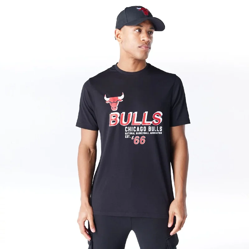 Men's slim - fit graphic t - shirts with vintage rock band printsChicago Bulls NBA Graphic Black T-Shirt Men's slim - fit graphic t - shirts with vintage rock band printsChicago Bulls NBA Graphic Black T-Shirt