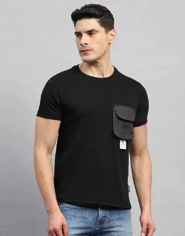 Men's printed Hawaiian t - shirts for tropical vacationsMen Black Solid Round Neck Half Sleeve T-Shirt Men's printed Hawaiian t - shirts for tropical vacationsMen Black Solid Round Neck Half Sleeve T-Shirt