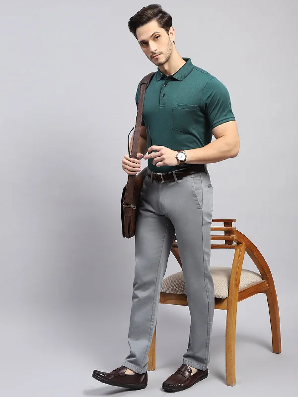 Men's polo t - shirts with a contrast collar for a preppy lookMen Green Solid Collar Half Sleeve T-Shirt