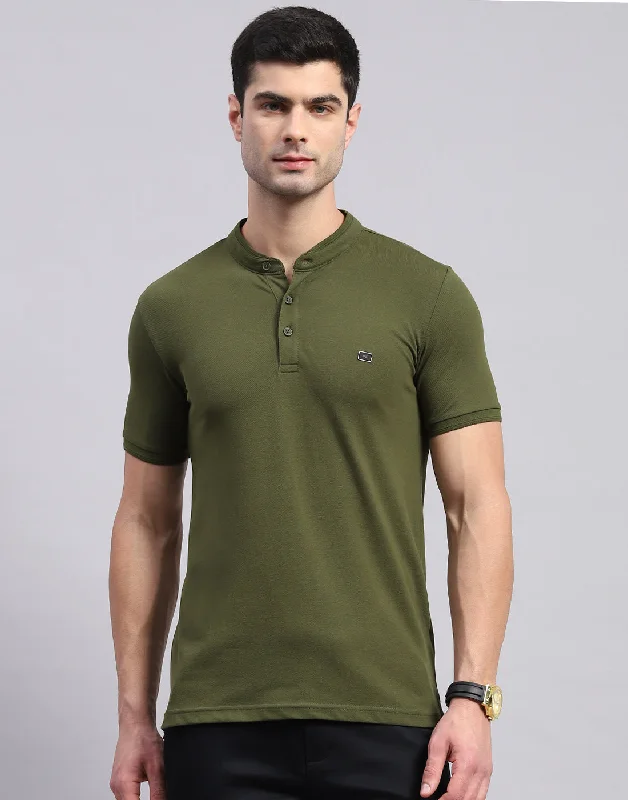 Men's UV - protection t - shirts for outdoor activities in the sunMen Olive Printed Mandarin Collar Half Sleeve T-Shirt Men's UV - protection t - shirts for outdoor activities in the sunMen Olive Printed Mandarin Collar Half Sleeve T-Shirt