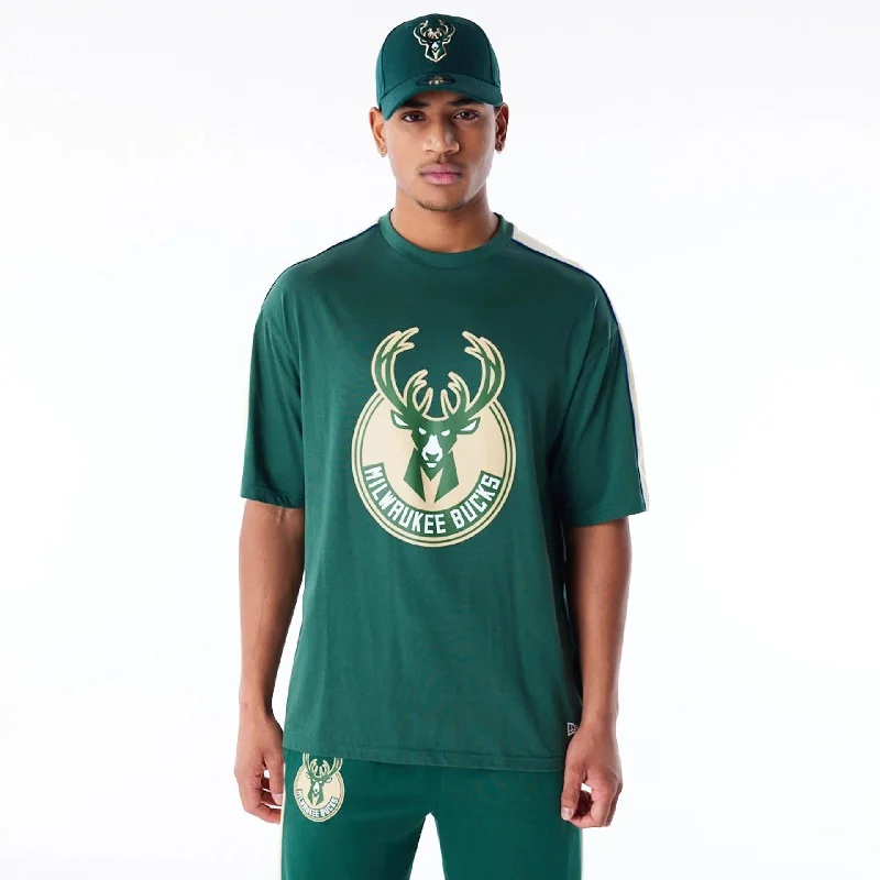 Men's smart - casual checkered t - shirts for semi - formal occasionsMilwaukee Bucks NBA Panel Dark Green Oversized T-Shirt Men's smart - casual checkered t - shirts for semi - formal occasionsMilwaukee Bucks NBA Panel Dark Green Oversized T-Shirt