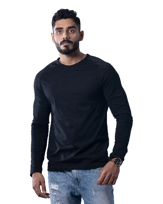 Men's distressed denim - look t - shirts with a rugged appealCrew Neck Solid Colour Full Sleeve T-Shirts.