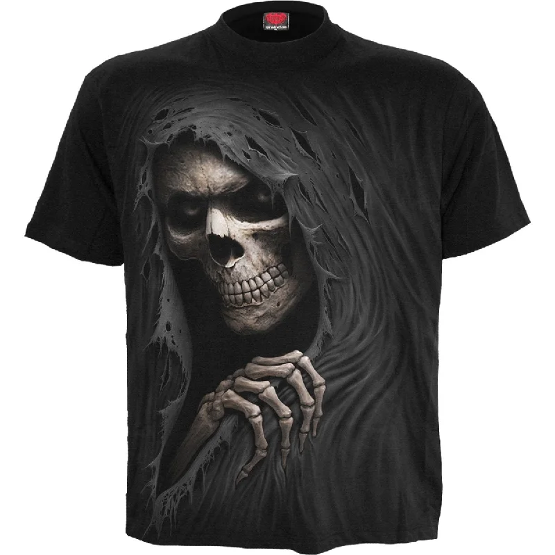 Men's distressed denim - look t - shirts with a rugged appealGRIM RIPPER - T-Shirt Black Men's distressed denim - look t - shirts with a rugged appealGRIM RIPPER - T-Shirt Black