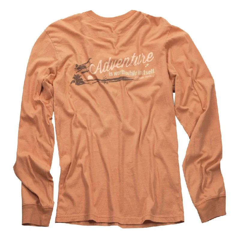 Men's short - sleeve linen t - shirts for summer beach outingsLong Sleeve Graphic Tee - Adventure Print