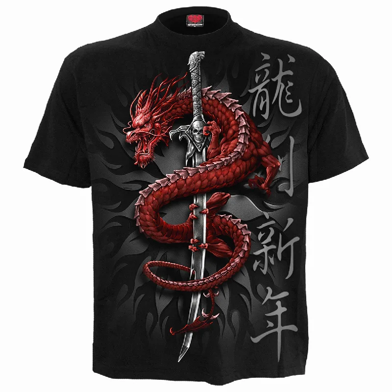 Men's distressed denim - look t - shirts with a rugged appealORIENTAL DRAGON - T-Shirt Black Men's distressed denim - look t - shirts with a rugged appealORIENTAL DRAGON - T-Shirt Black