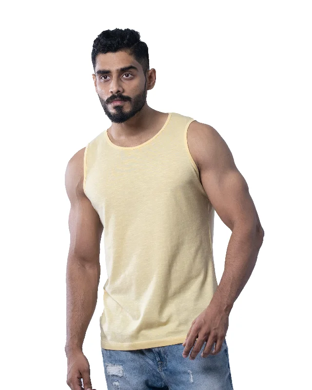 Men's polo t - shirts with a contrast collar for a preppy lookSleeveless Sports Tank Top.