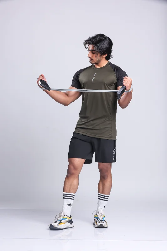 Men's short - sleeve linen t - shirts for summer beach outingsActive Two-tone T-shirt + Shorts set- Olive/Black & Black Men's short - sleeve linen t - shirts for summer beach outingsActive Two-tone T-shirt + Shorts set- Olive/Black & Black